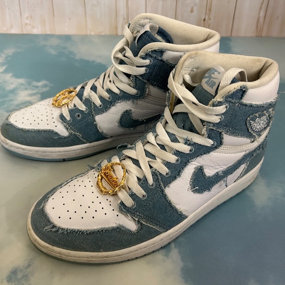 Nike Shoes Women's Size 10 Air Jordan 1 Retro High Og Denim White Basketball - Picture 7 of 9